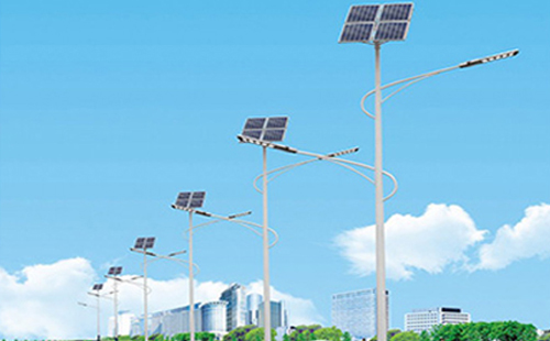北方冬季改则太阳能路灯的保养要点