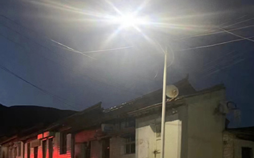 农村院子里最适合的改则太阳能路灯亮度与安装要点 农村院子里最适合的改则太阳能路灯亮度与安装要点