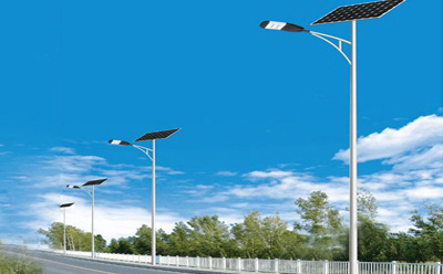 农村道路装改则太阳能路灯选多大瓦数实测