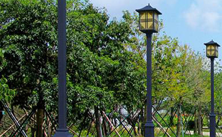 太阳能改则庭院灯价格为何差三倍?关键看这几点 太阳能改则庭院灯价格为何差三倍?关键看这几点